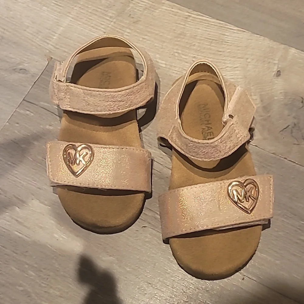 Michael Kors Baby/Kid/Toddler Shimmer Pink Sandals Size 8 Girls